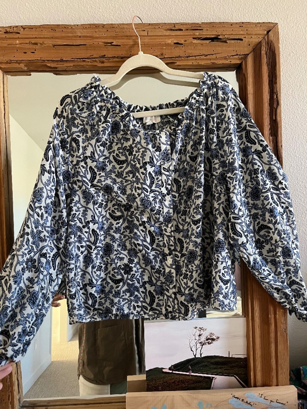 Vince Camuto blue floral top made in india